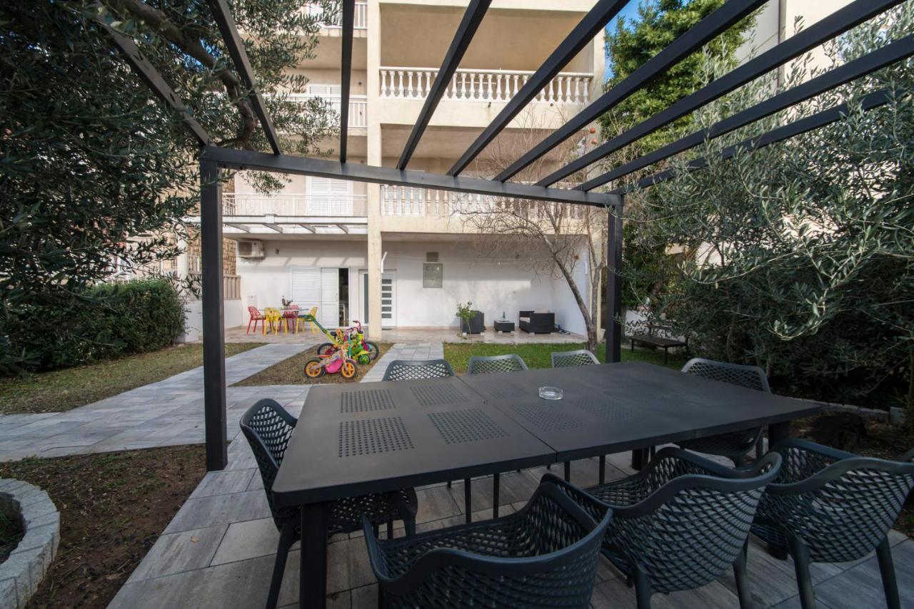 Apartman Luka Vila Vesa Promajna With Jacuzzi & Garden Apartman Kültér fotó